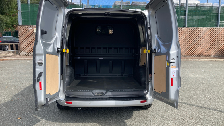 Ford Transit Custom 320 L1 Diesel Fwd 2.0 EcoBlue 170ps Low Roof D/Cab Limited Van Auto